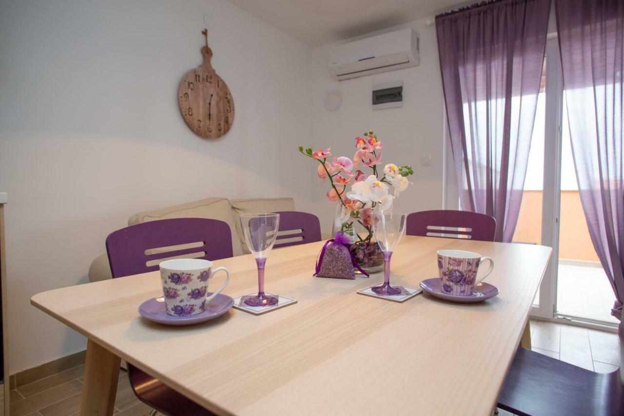 Apartman Matej With Pool Povljana Luaran gambar