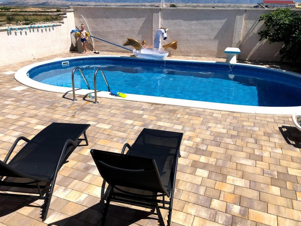 Apartman Matej With Pool Povljana Luaran gambar